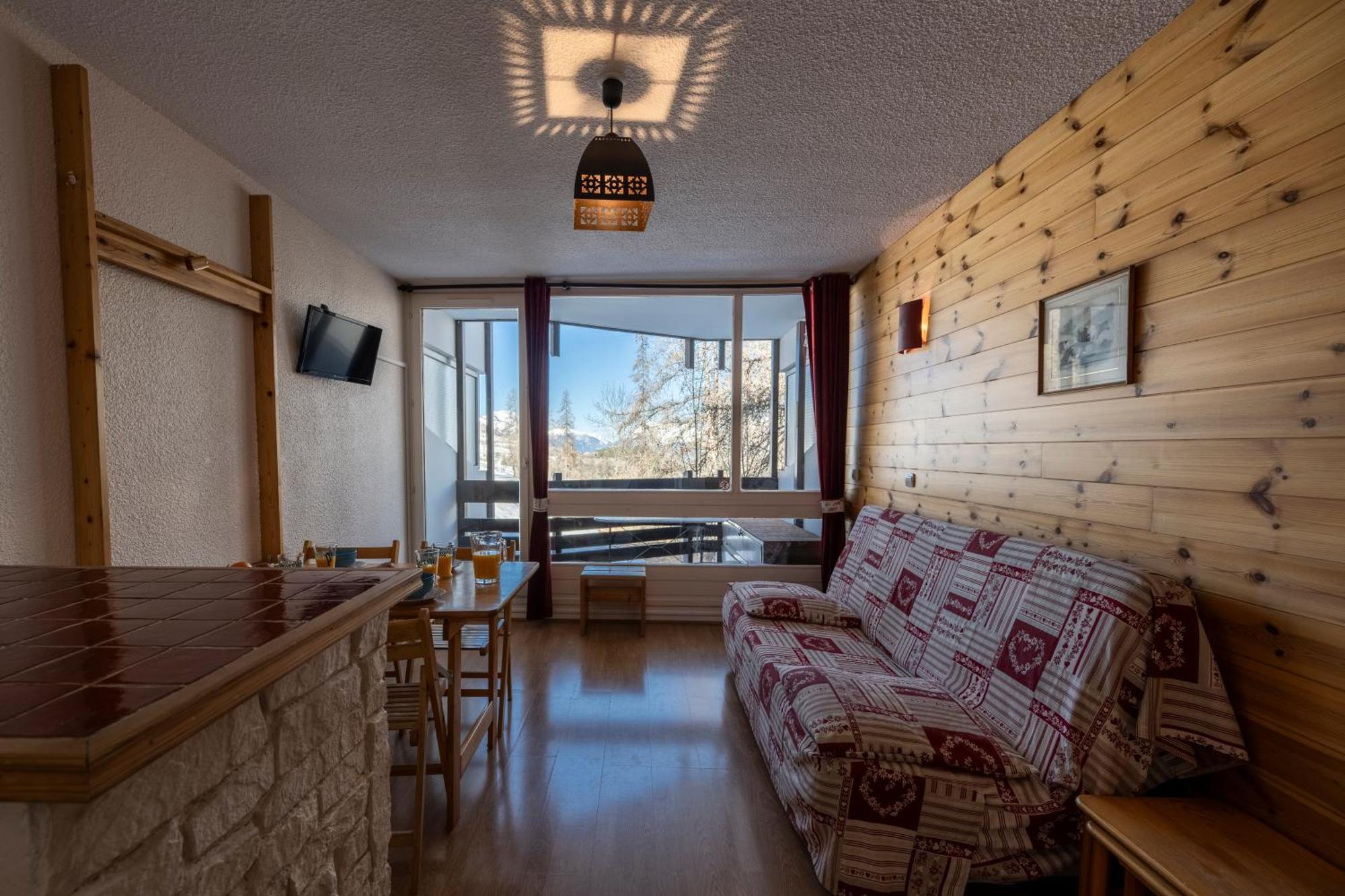 Doux Crepuscule - Au Bord Des Pistes - Parking Apartment Enchastrayes Exterior photo